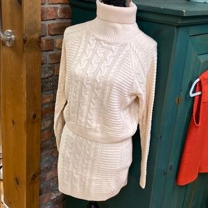 Lulus pink turtleneck sweater and skirt